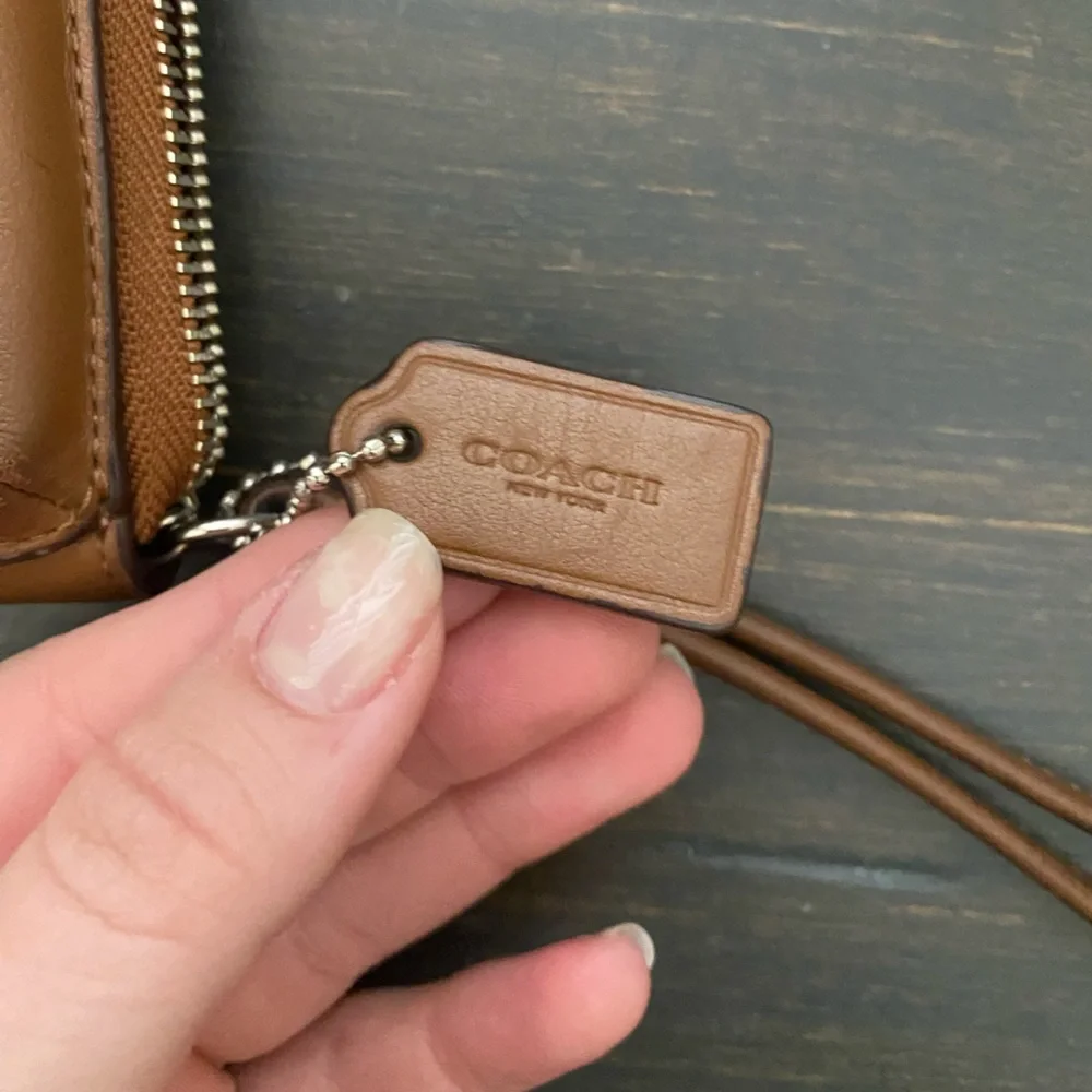 Coach wallet brown leather used - Picture 2 of 6